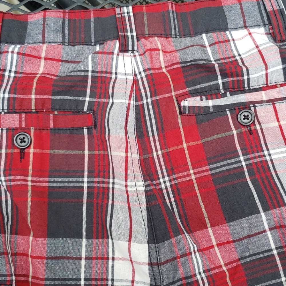 QUAD Shorts - Picture 3 of 3